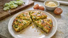 Frittata con porri morbida dentro e dorata fuori: il metodo semplice che funziona sempre